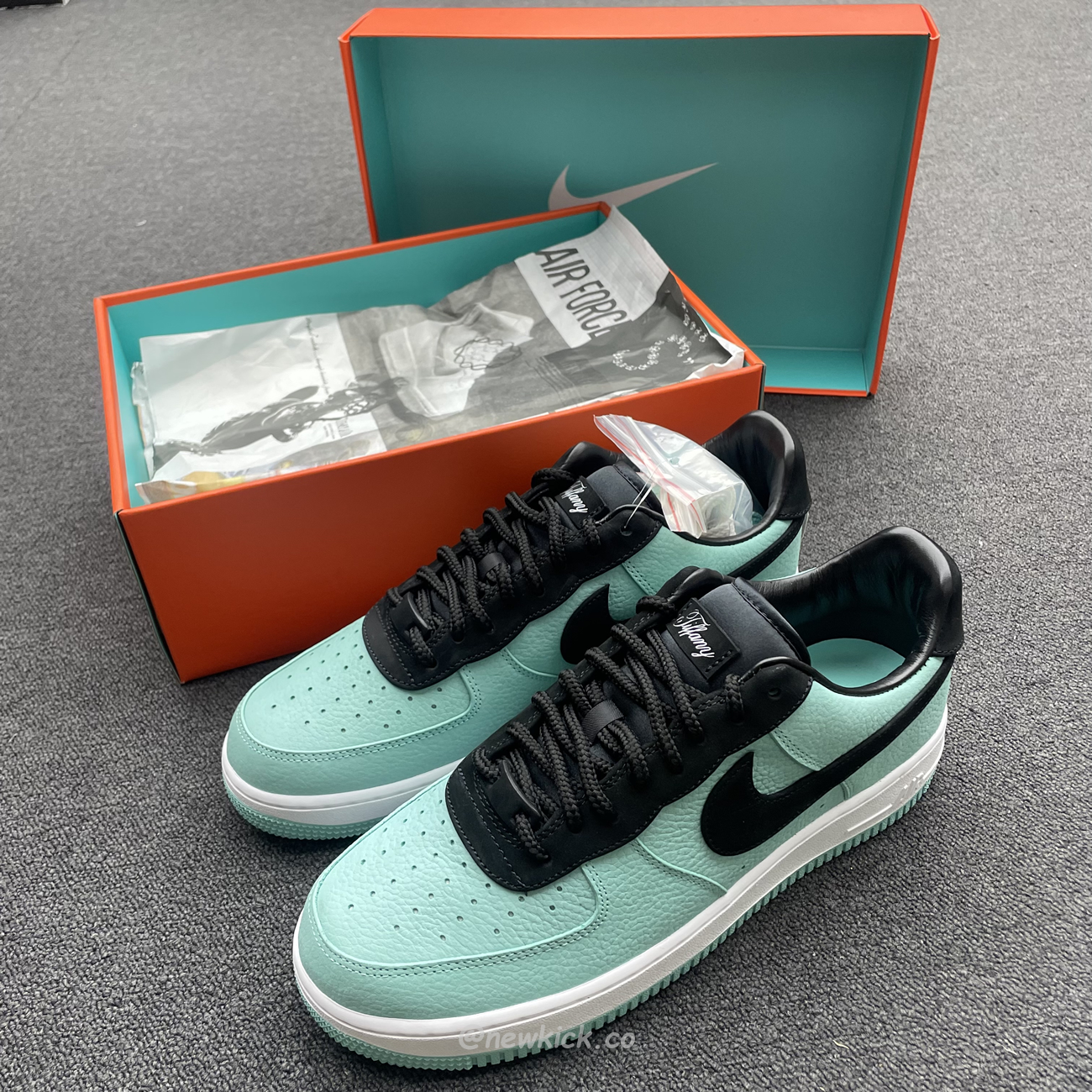 Nike Air Force 1 Low Tiffany 1837 Dz1382 002 (4) - newkick.app